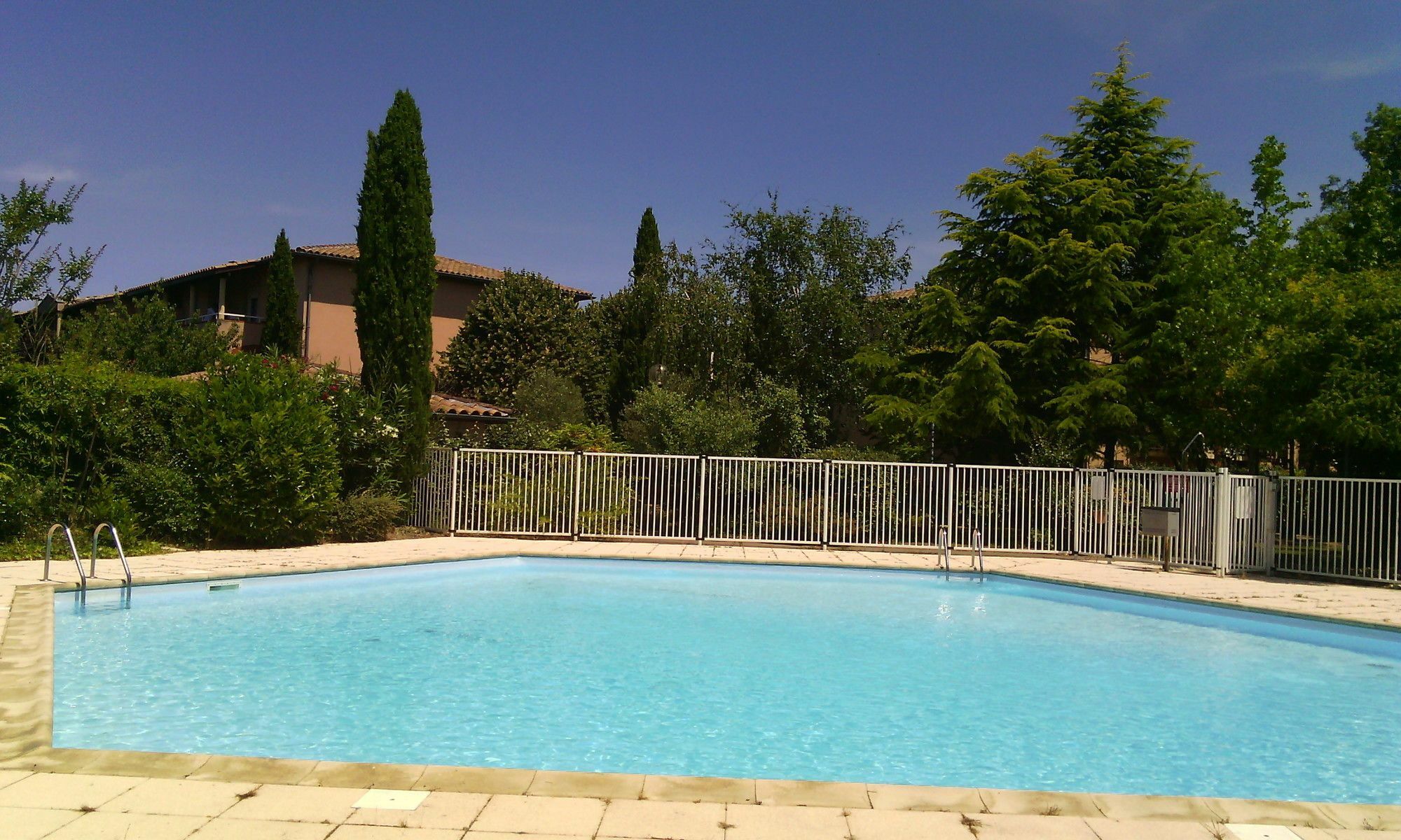 Cambo Apartment *